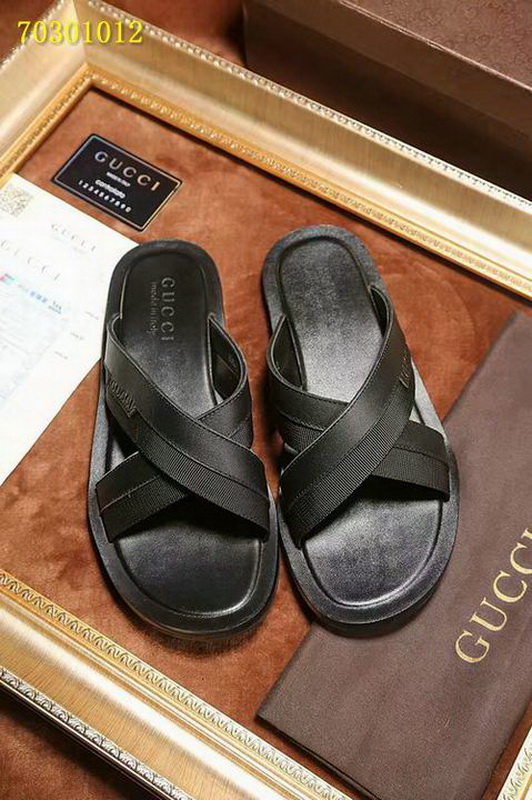 Gucci Men Slippers_540